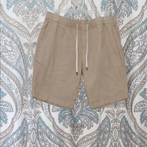 Express Classic at The Knee 10” Shorts🤎